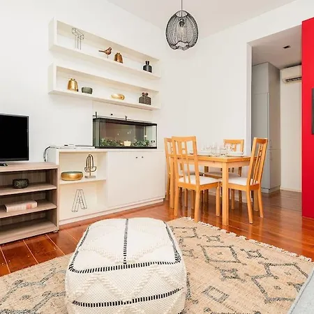 Charming Design For A Colourful Apartamento Lisboa